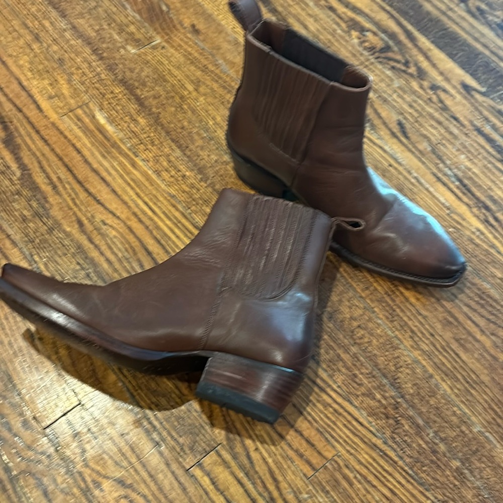 Tecova booties